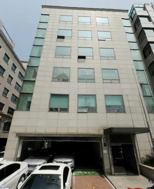 성보빌딩 외관 2