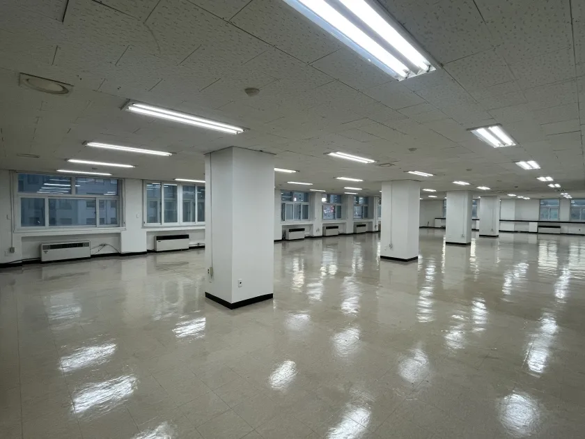 구세군회관 외관 9