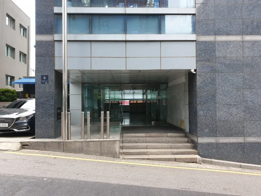 신도빌딩 외관 4
