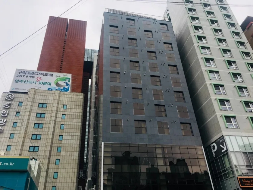 아멜리아빌딩 외관 2