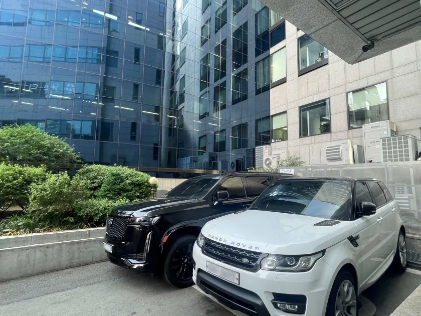청담빌딩 외관 9