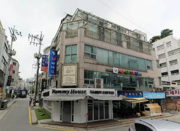 덕산빌딩 외관 1