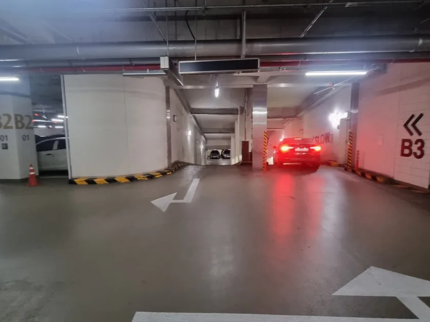 KDB생명타워 외관 8