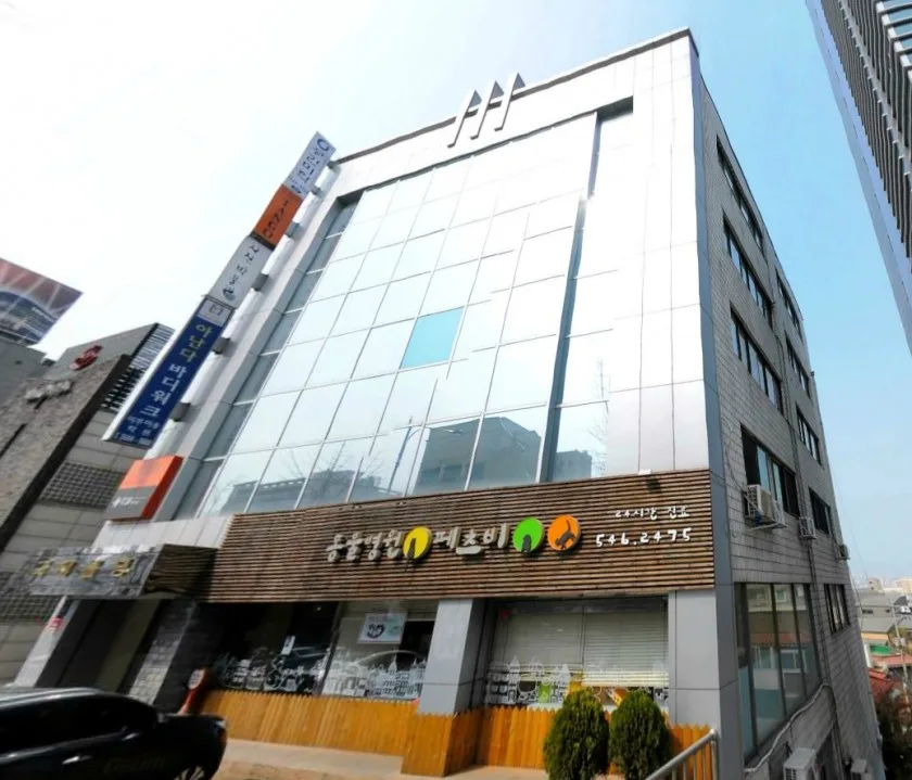 국제빌딩 외관 2