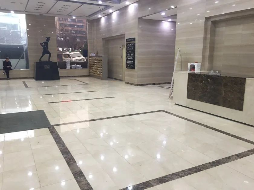 신한디엠빌딩 외관 3