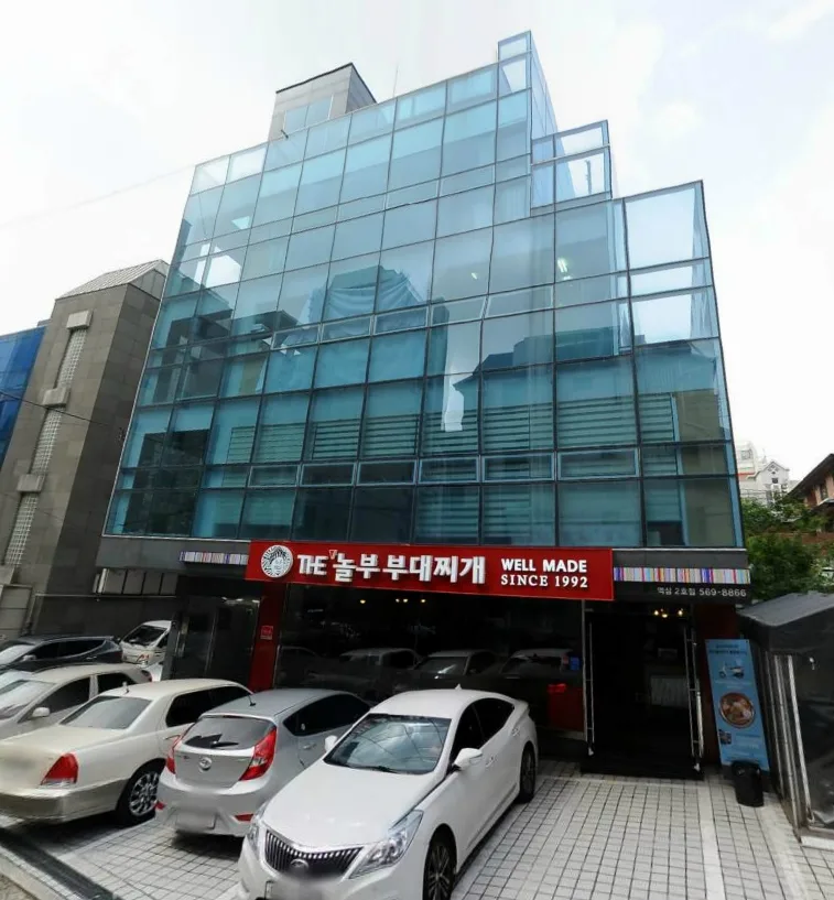 그림산교회빌딩 외관
