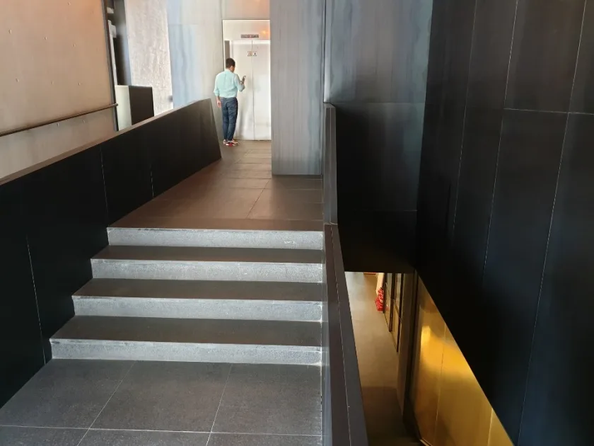 AU TOWER 외관 7