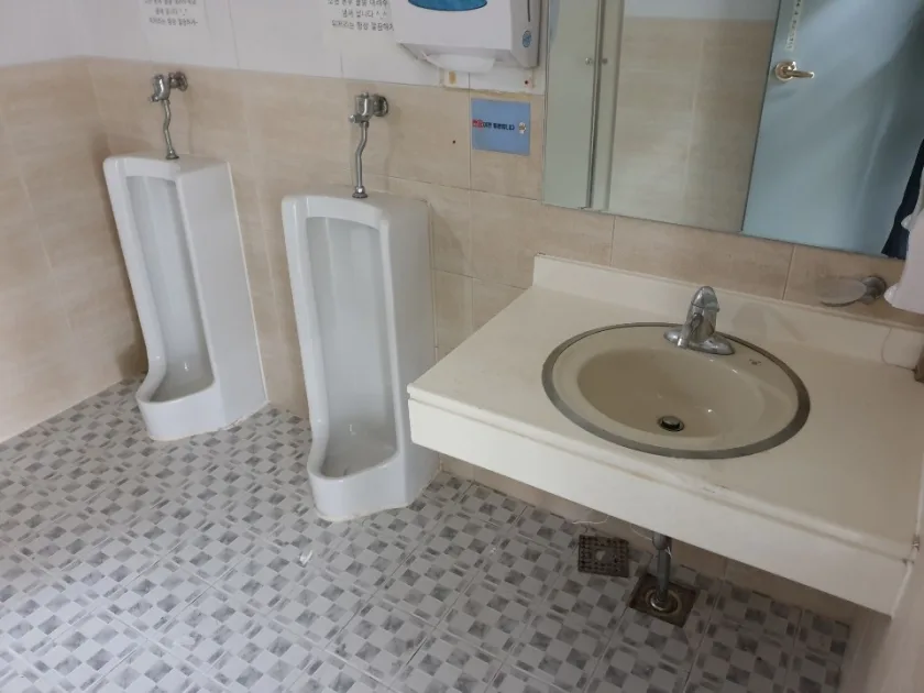 그린메디칼사옥빌딩 외관 9