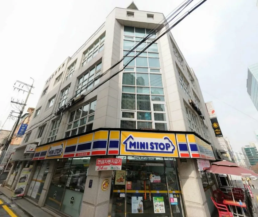 한정빌딩 외관 1