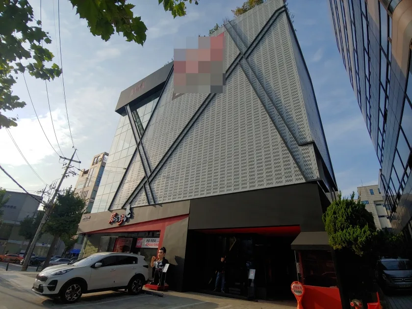 남자빌딩 외관 3