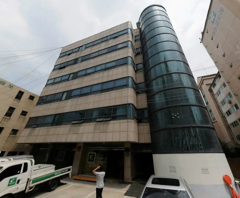 화신빌딩 외관 1