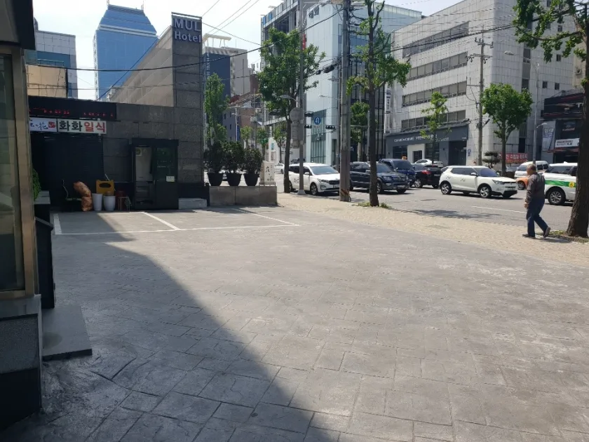 우승빌딩 외관 5