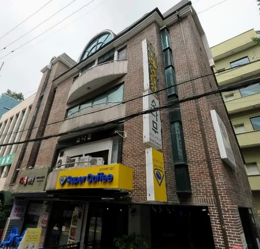 정연빌딩 외관 1