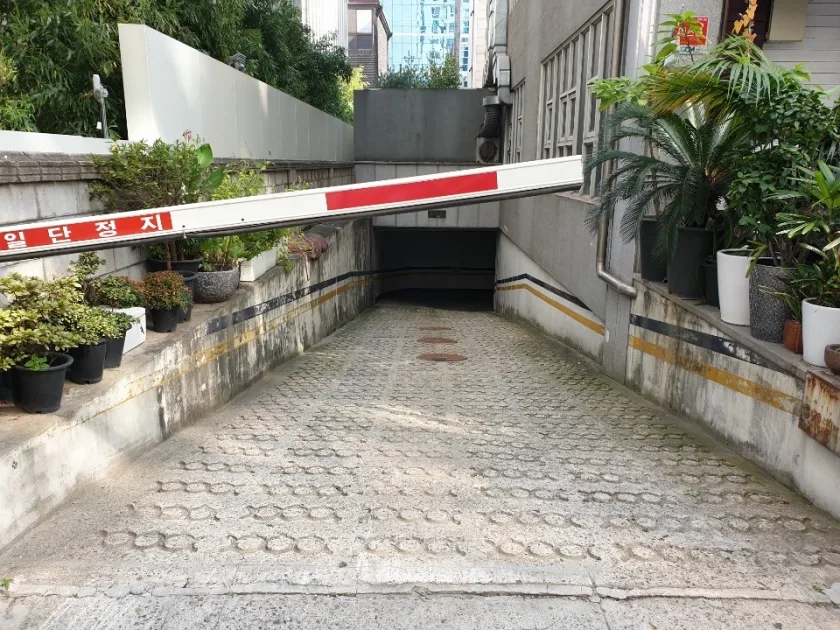 한국빌딩 외관 2