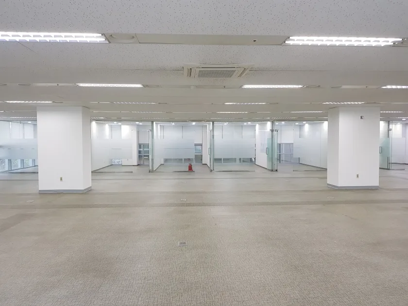 동궁빌딩 외관 7