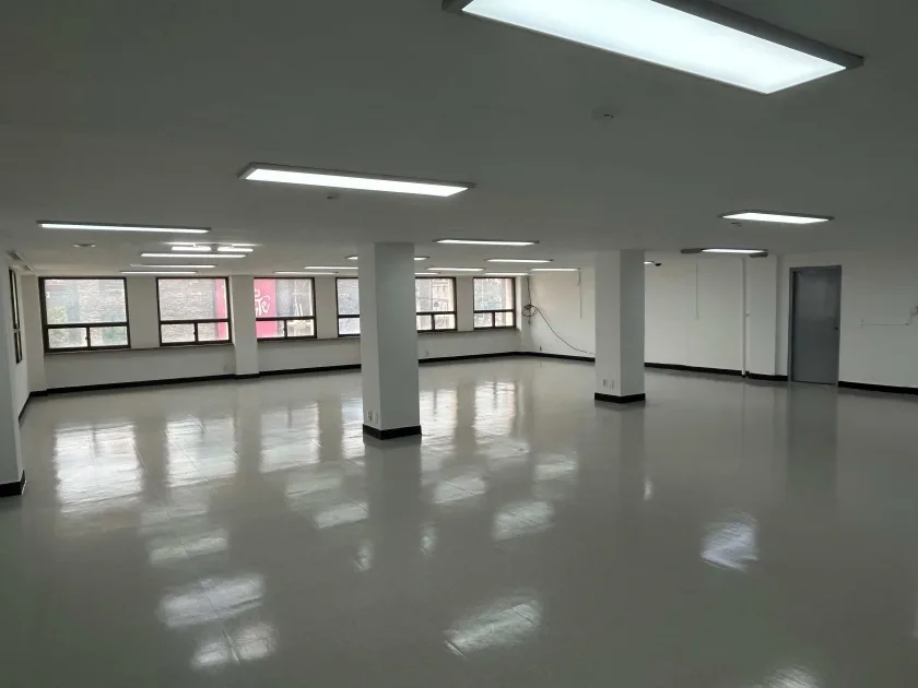 목영빌딩 외관 7