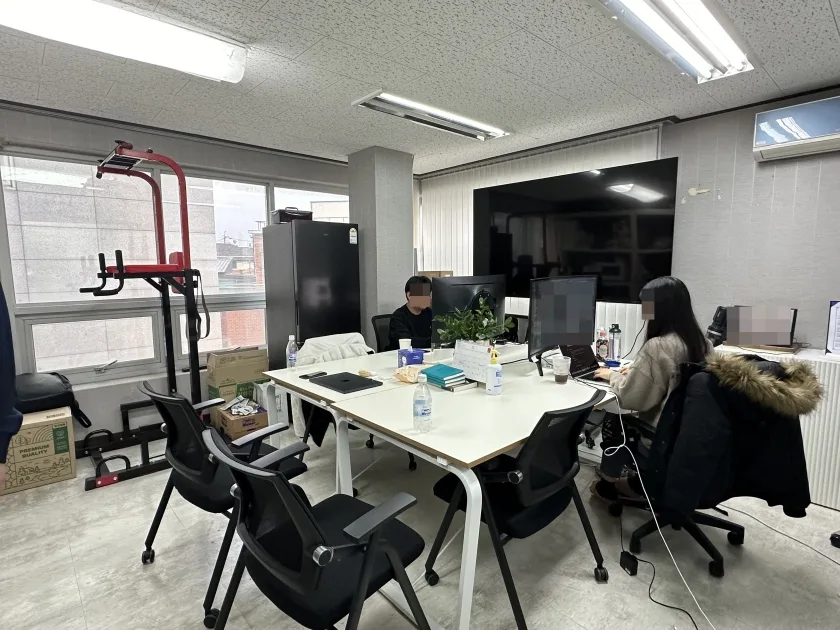 카라얀타워 외관 7
