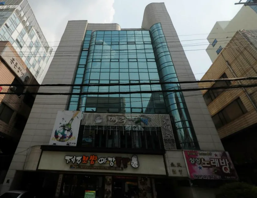 장원빌딩 외관 1