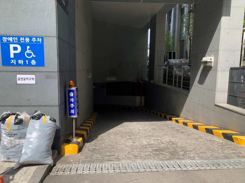 장은빌딩 외관 12