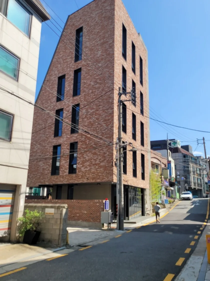 우승빌딩 외관 2