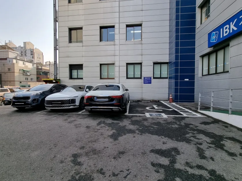 삼원타워 외관 3