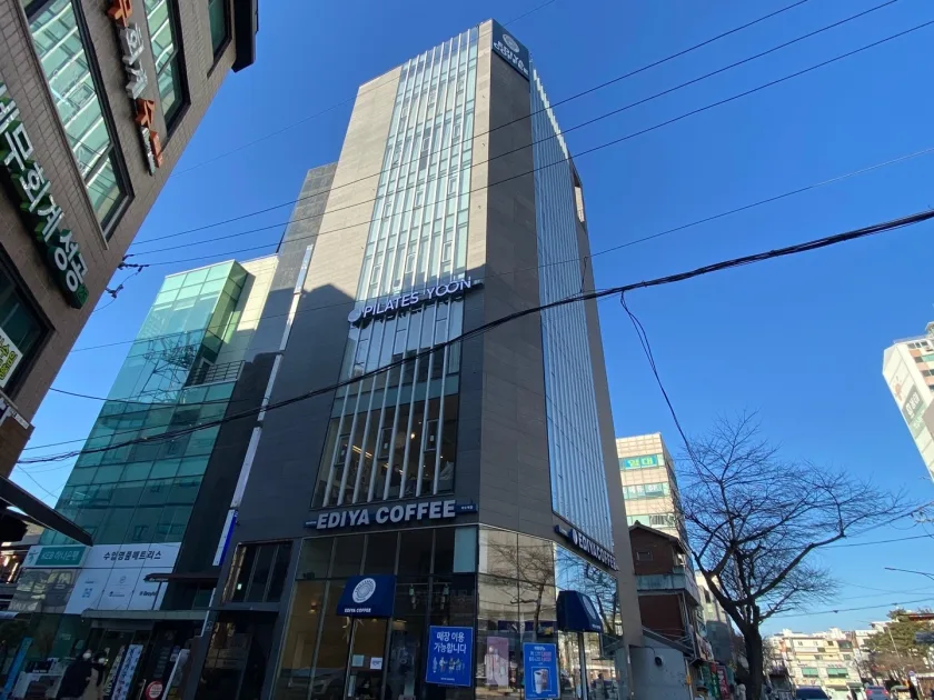 이디야빌딩 외관 1