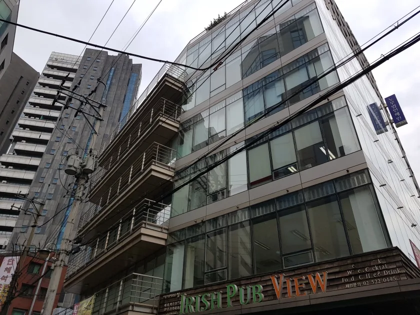 신호빌딩 외관 2