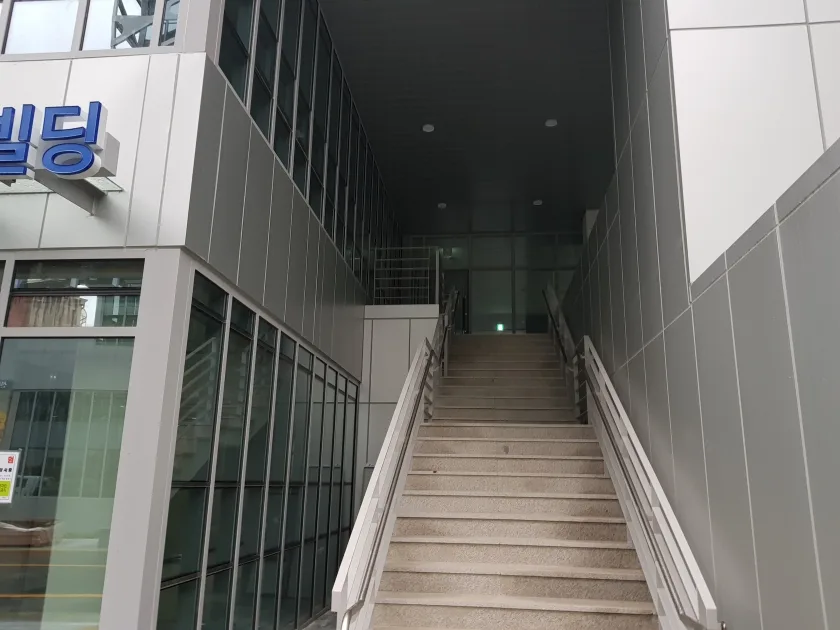 나라키움역삼동B빌딩 외관 5