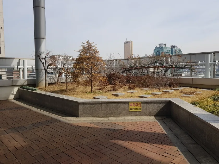 한국노총빌딩 외관 4