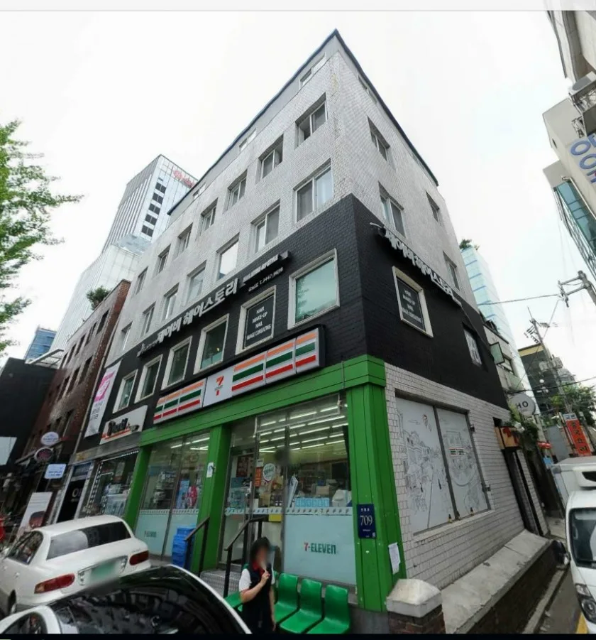 청운빌딩 외관 1