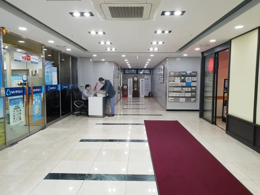 인영빌딩 외관 3