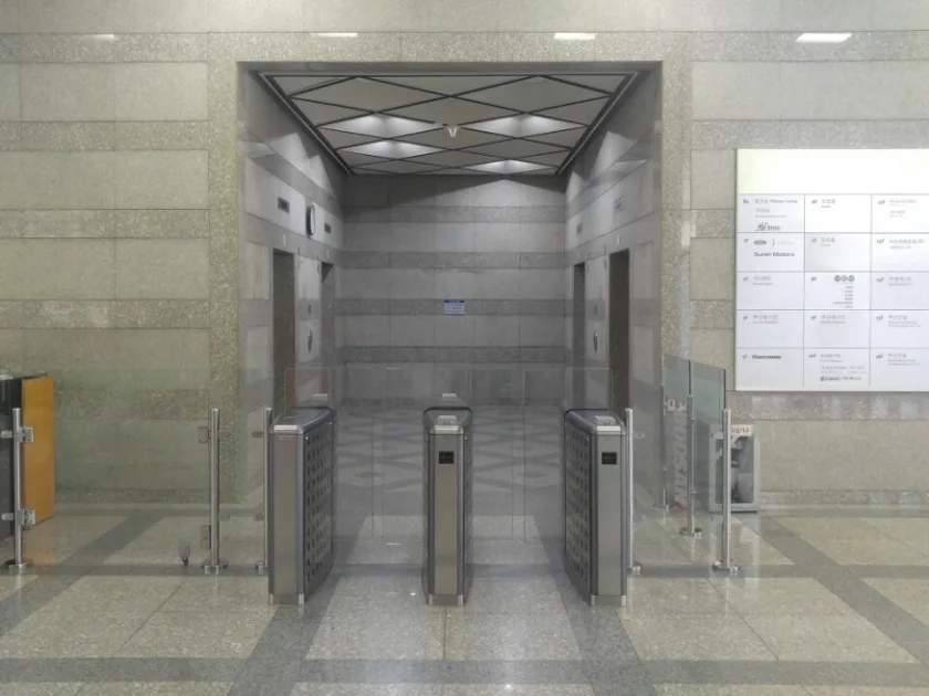 두산빌딩 외관 6