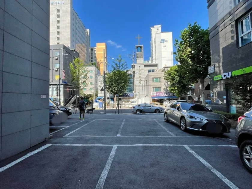 평화빌딩 외관 4