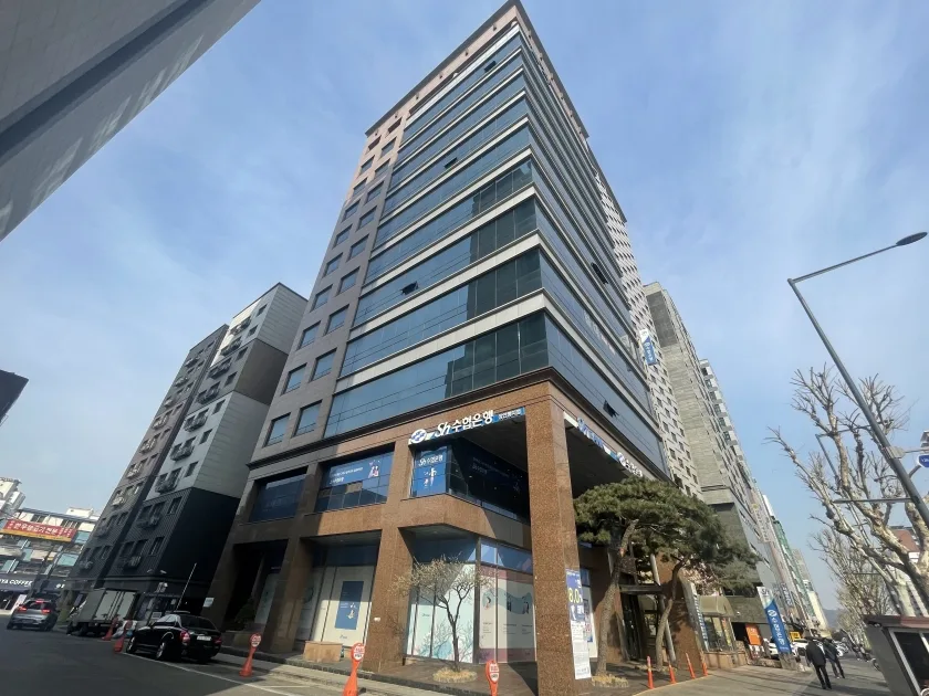 삼지빌딩 외관 2