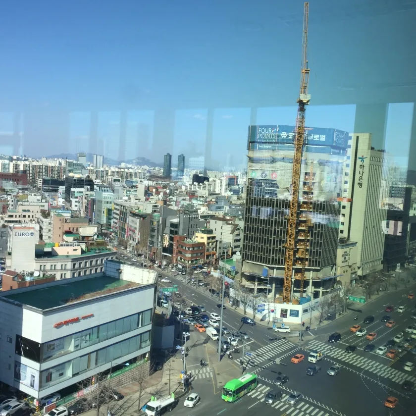 큐빅빌딩 외관 3