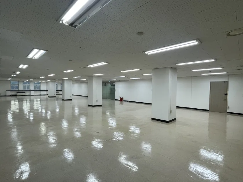 구세군회관 외관 8
