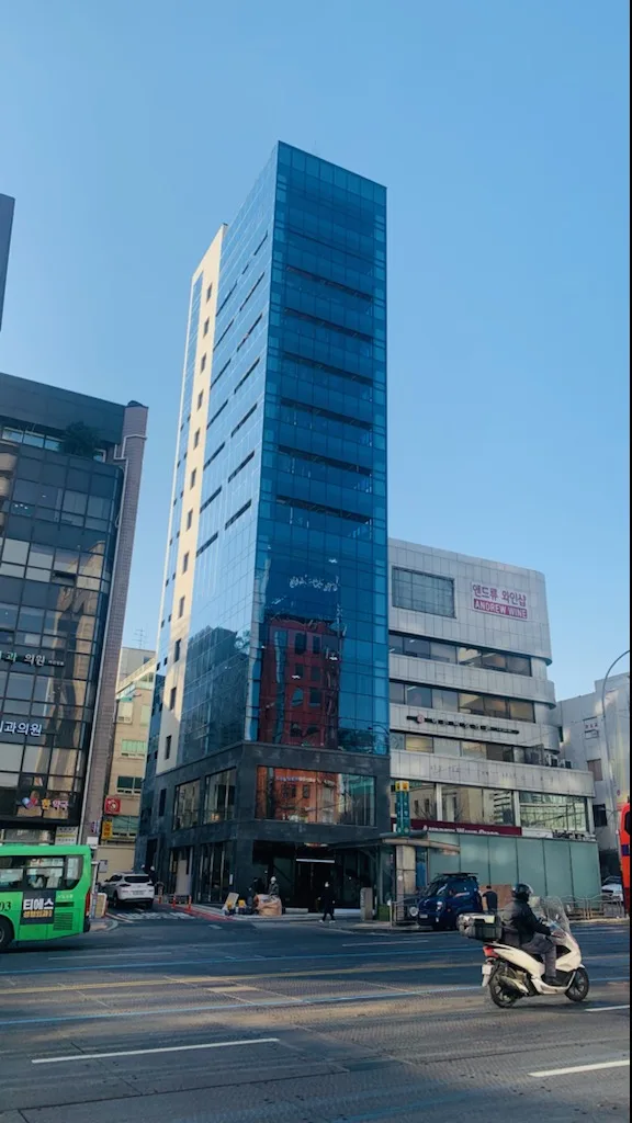 KNJ빌딩 외관 2