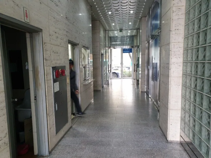 세원빌딩 외관 8