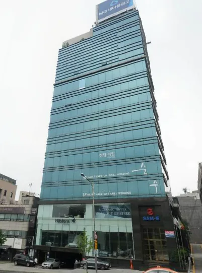 삼이빌딩 외관 2