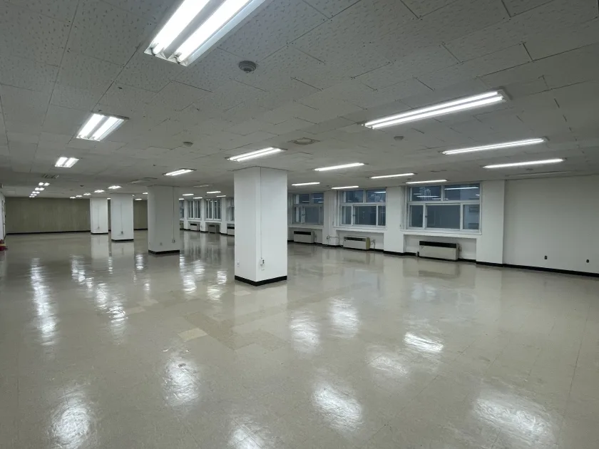 구세군회관 외관 11