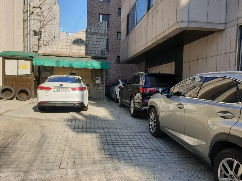 지창빌딩 외관 3