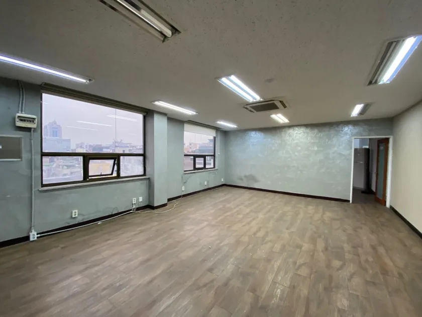 하이글로빌딩 외관 5