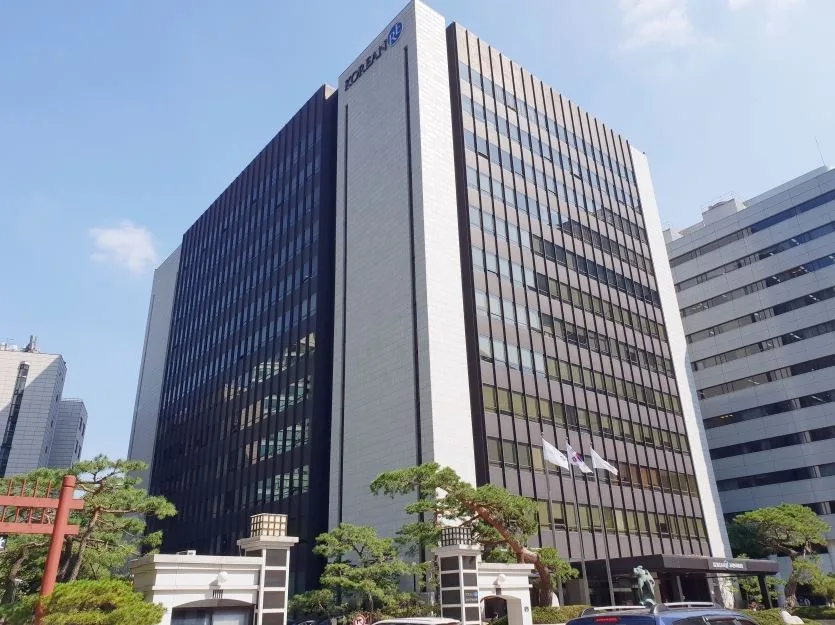 코리안리, 임시 사옥으로 '시그니쳐타워' 가나..
