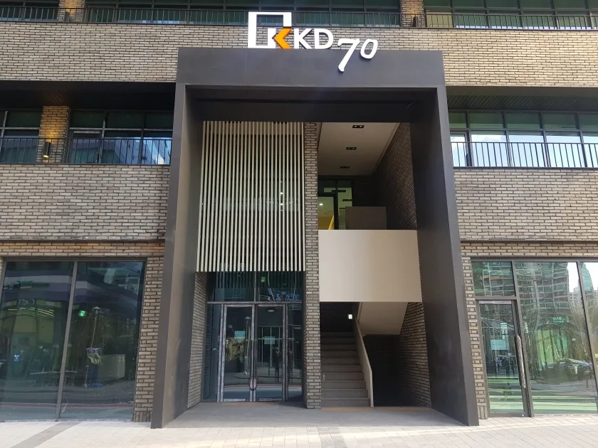 문정KD70타워 로비·출입구