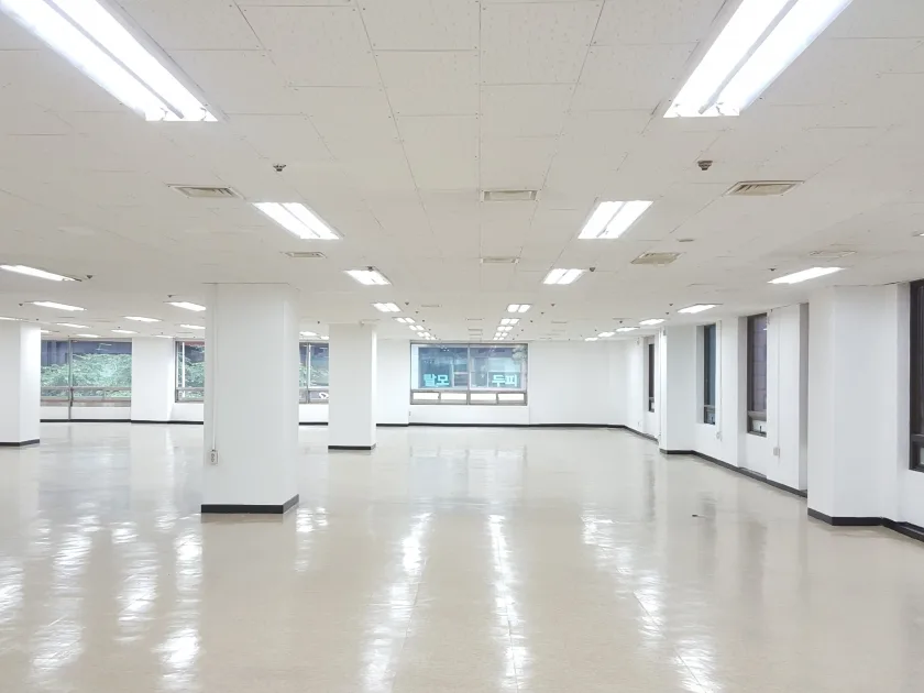 삼창빌딩 내부